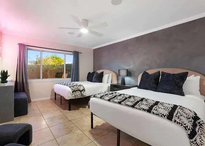 The Iconic Granada Grotto Social Retreat * Scottsdale